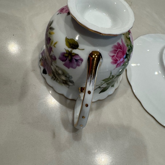 Vintage Royal Cotswolds Porcelain Tea Cup and Saucer Set of 2 - Picture 4 of 6